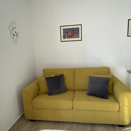 Apartments Carpe Diem Primošten Cameră foto